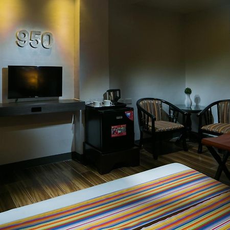 950 Condotel Angeles Luaran gambar
